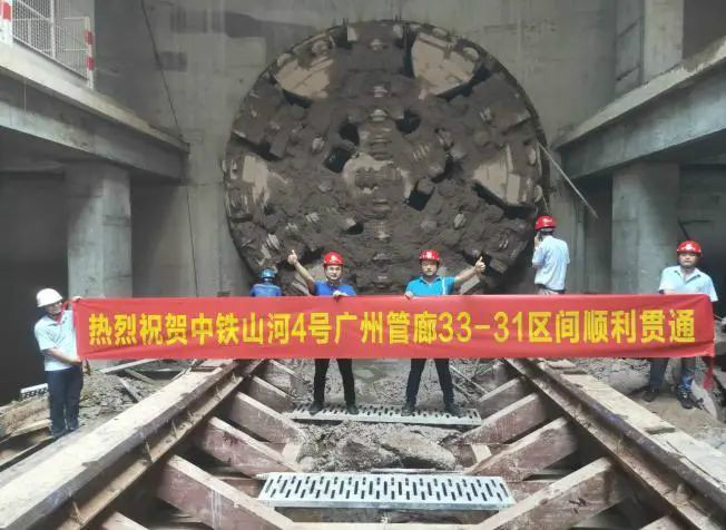 解码ca888亚洲城智能上半年成绩单背后的密码