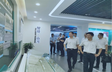 合作共赢 ca888亚洲城智能5G时代快速到来 湖南联通党委书记、总经理谭明到访ca888亚洲城智能