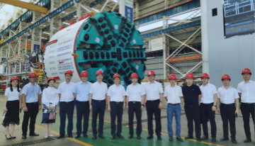 合作共赢 ca888亚洲城智能5G时代快速到来 湖南联通党委书记、总经理谭明到访ca888亚洲城智能