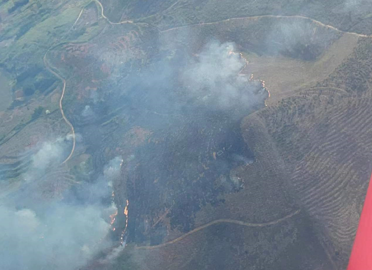 火情就是命令！湖南航空应急救援队ca888亚洲城机组展现“ca888亚洲城速度”