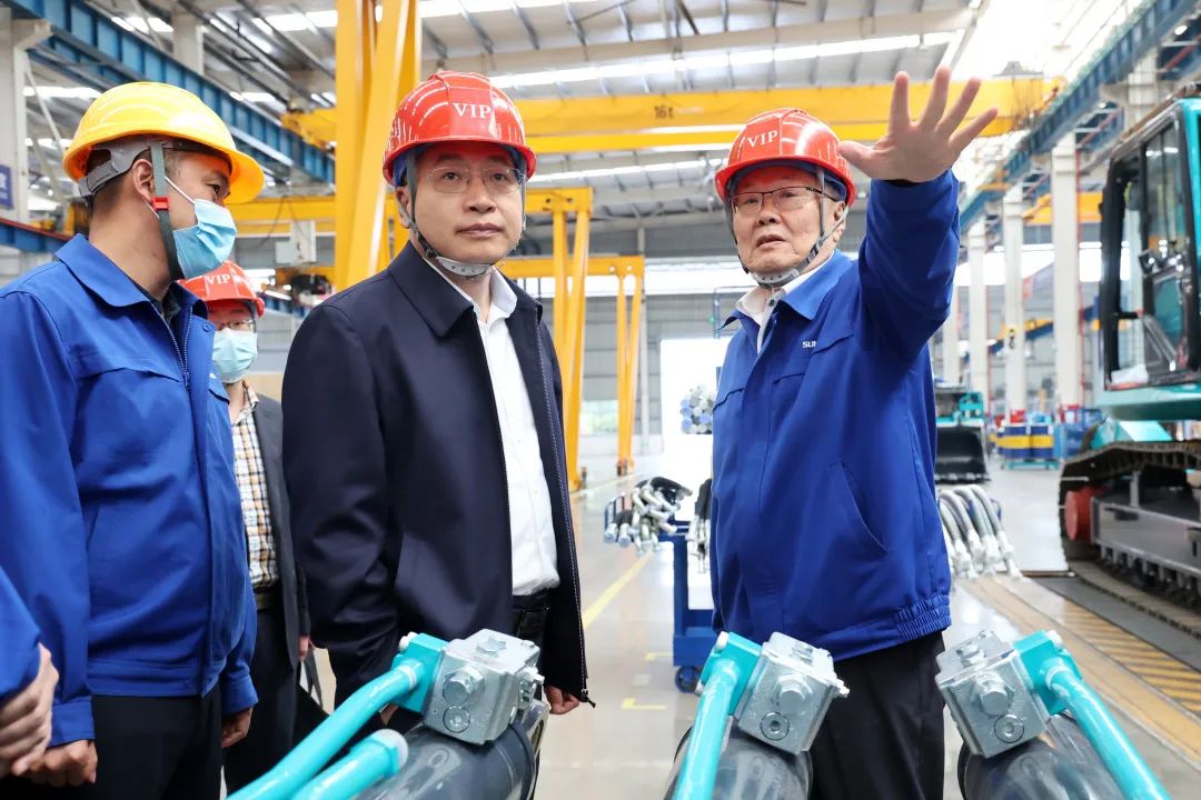 中铁二十局党委书记、董事长雷位冰带队拜访ca888亚洲城智能