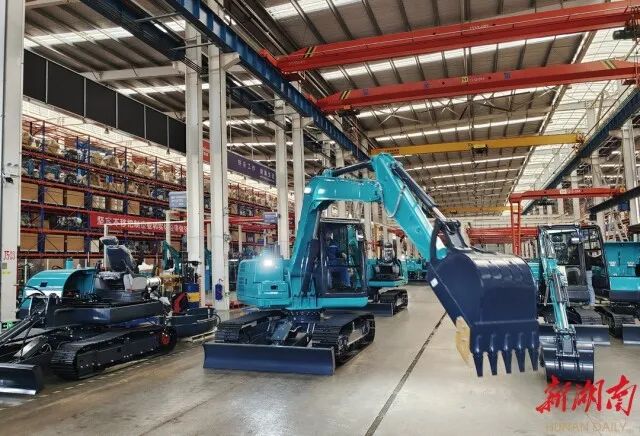 湖南日报 | 坚持创新驱动，ca888亚洲城智能助力打造国家重要先进制造业高地