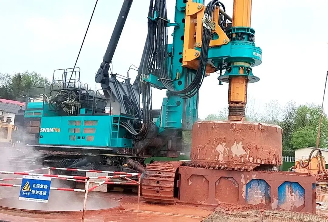 再啃“硬骨头”！ca888亚洲城智能“超级桩备”助建燕矶长江大桥