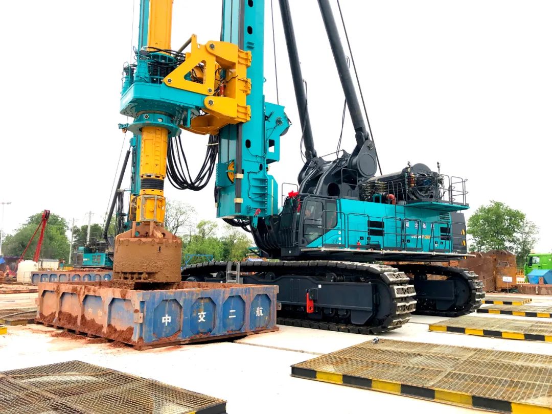 再啃“硬骨头”！ca888亚洲城智能“超级桩备”助建燕矶长江大桥