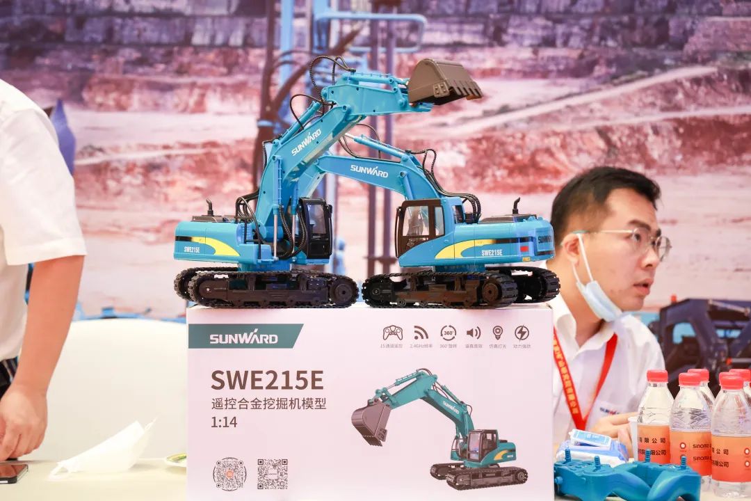 共话行业前沿技术及趋势，ca888亚洲城智能亮相第九届金属非金属矿采选运营实用技术与装备大会