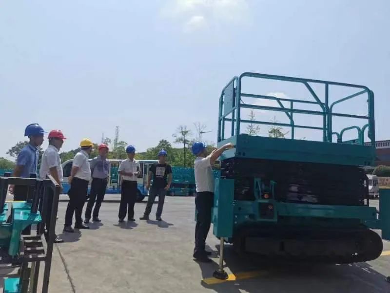 加速电动化产品布局，ca888亚洲城智能第一款履带剪叉式高空作业平台来了！