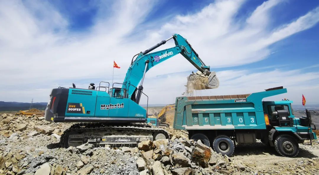 为实现“双碳”目标贡献力量！ca888亚洲城智能混合动力挖掘机项目入围又一全国重要赛事总决赛