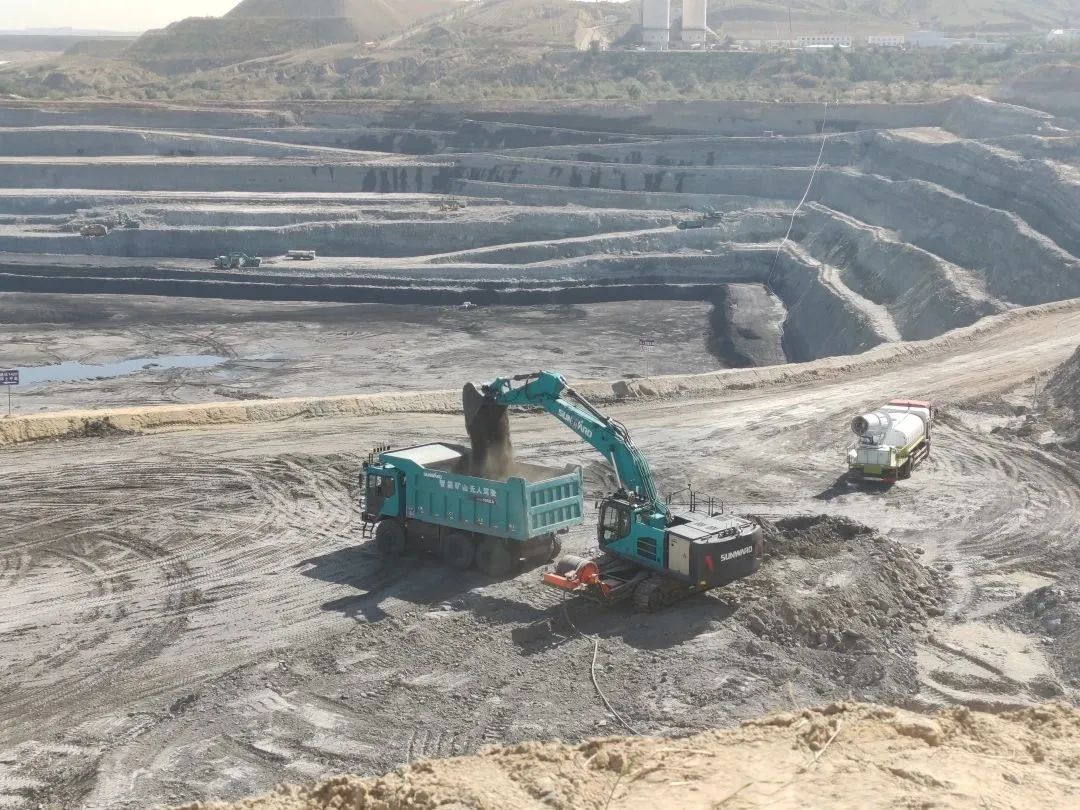 腾远添智能新绿，ca888亚洲城巨鼎新能源矿卡批量交付