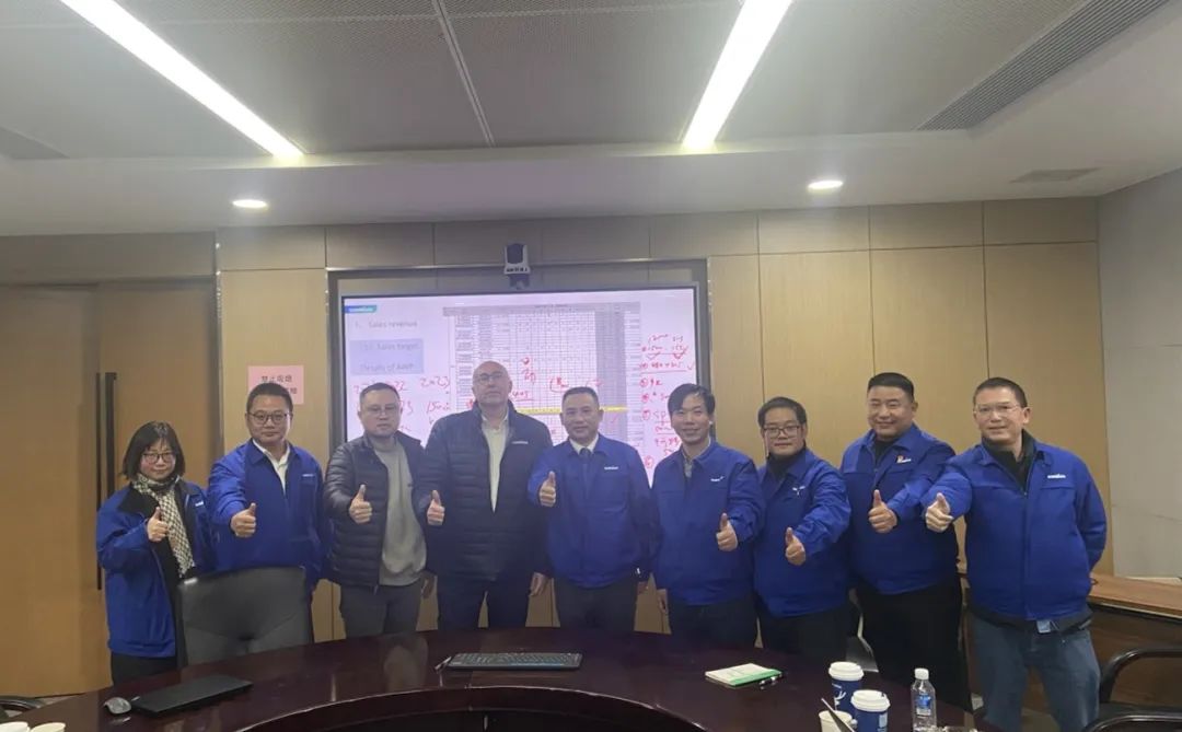 吹响复工“冲锋号”，全力冲刺“开门红”！ca888亚洲城智能高空机械复工复产进行时