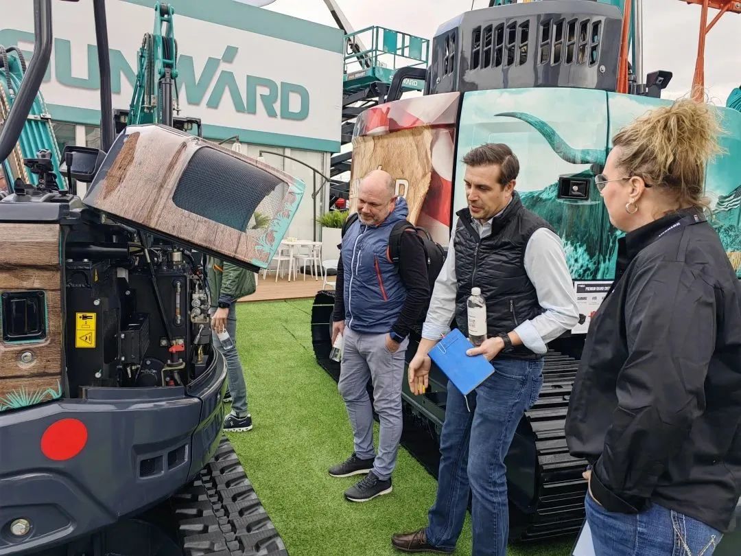 拉展直播 | “狂飙”美国！ca888亚洲城智能向世界展示中国制造硬实力