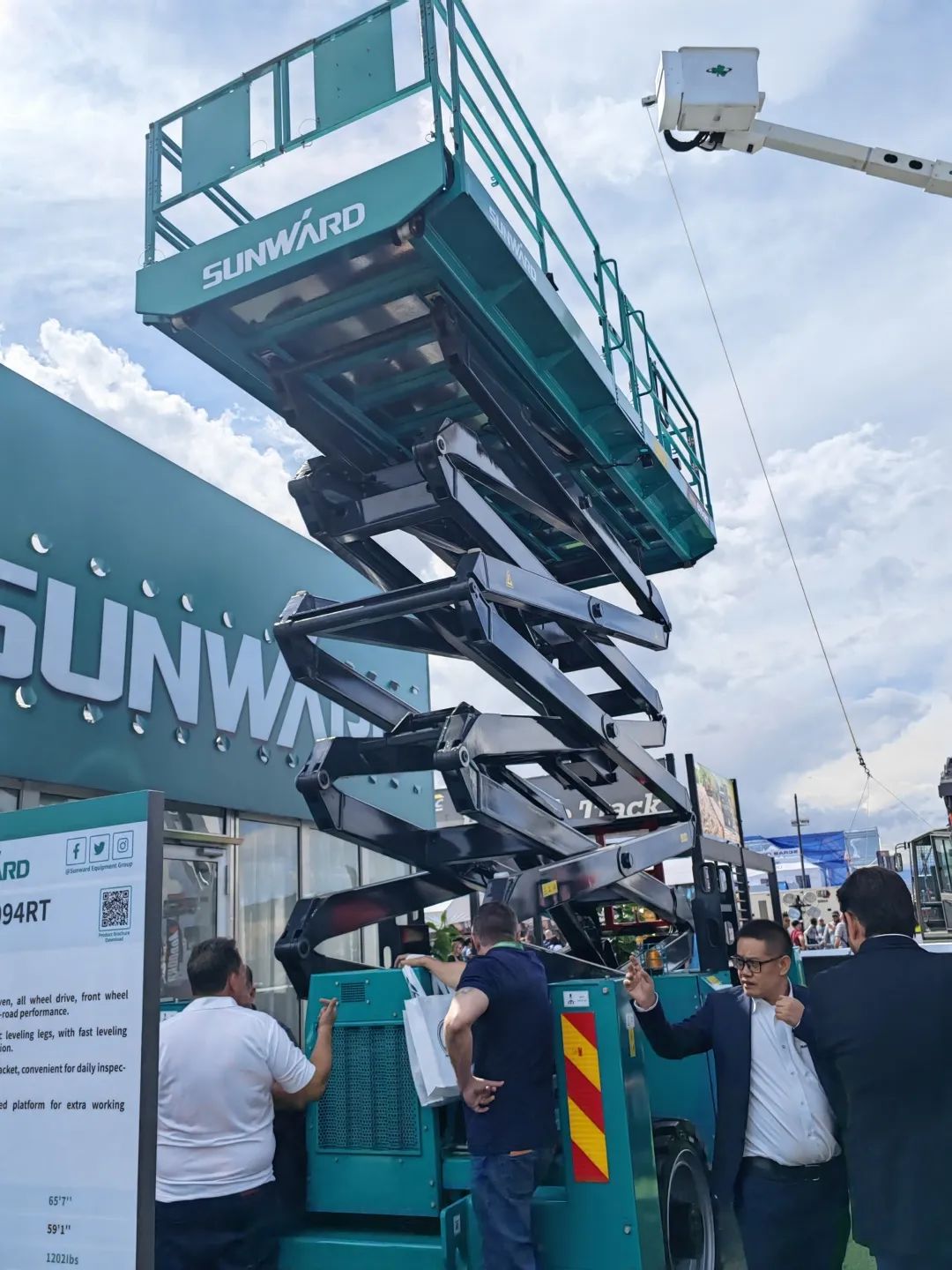 拉展直播 | ca888亚洲城智能高空精品亮相2023美国拉展，哪款是你的最爱？