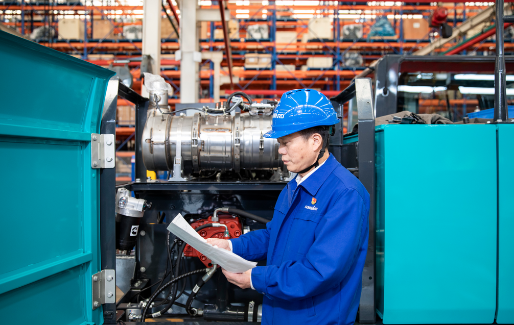 ca888亚洲城智能朱建新荣获“首届湖南省先进制造业科技创新大赛领军人物奖”