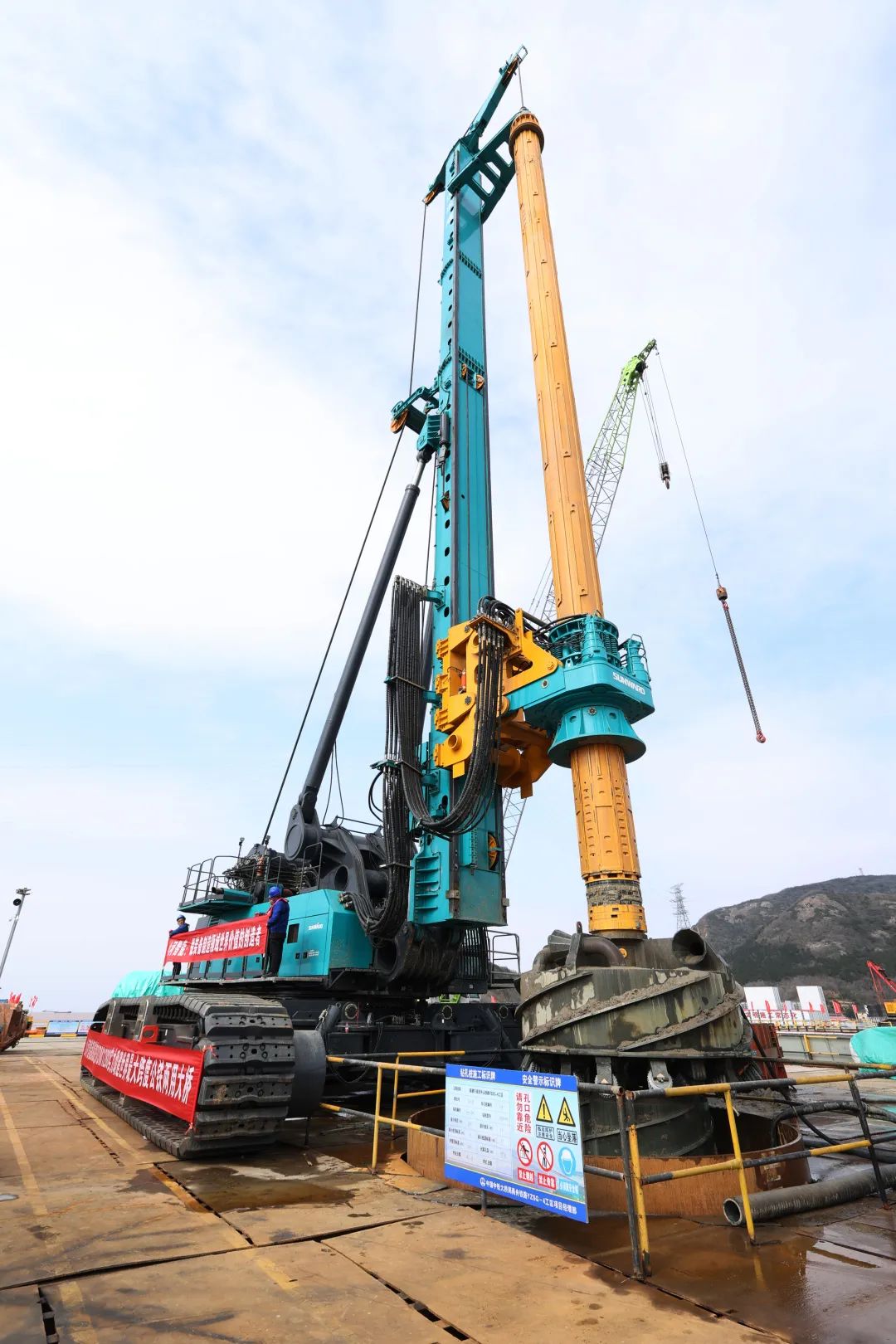 超级装备助建超级工程！ca888亚洲城智能超级旋挖钻机SWDM1280推介会成功举办