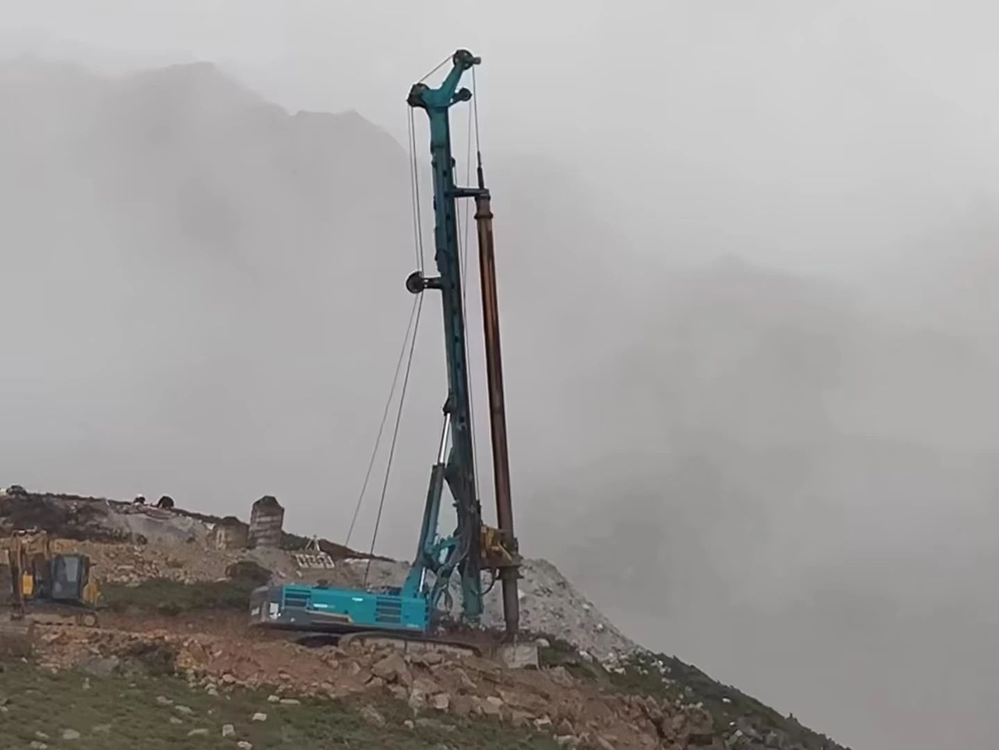 助力世界最高海拔特高压直流输电工程，ca888亚洲城智能旋挖钻机展现硬核实力