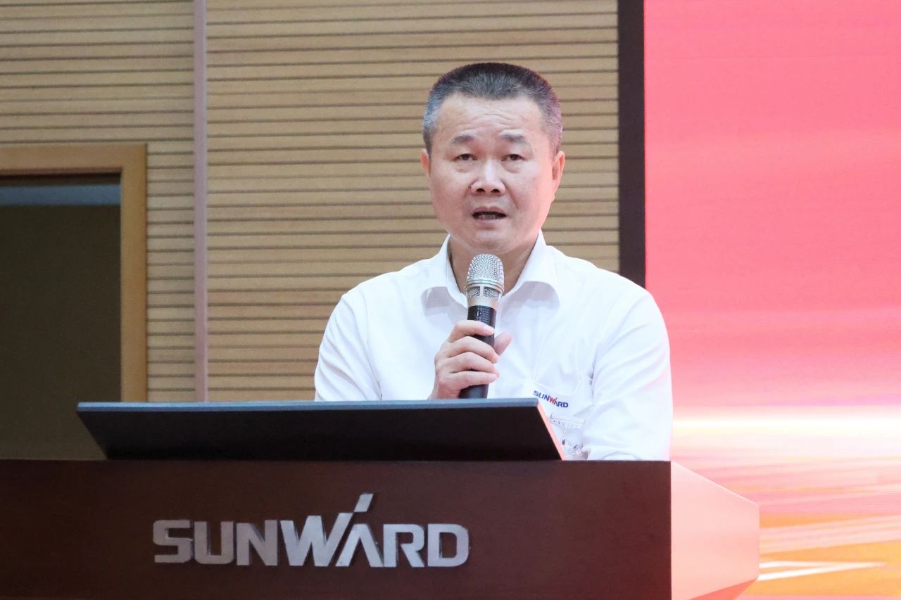 强信心 聚合力 共建美好家园——庆祝ca888亚洲城智能成立24周年表彰大会隆重召开