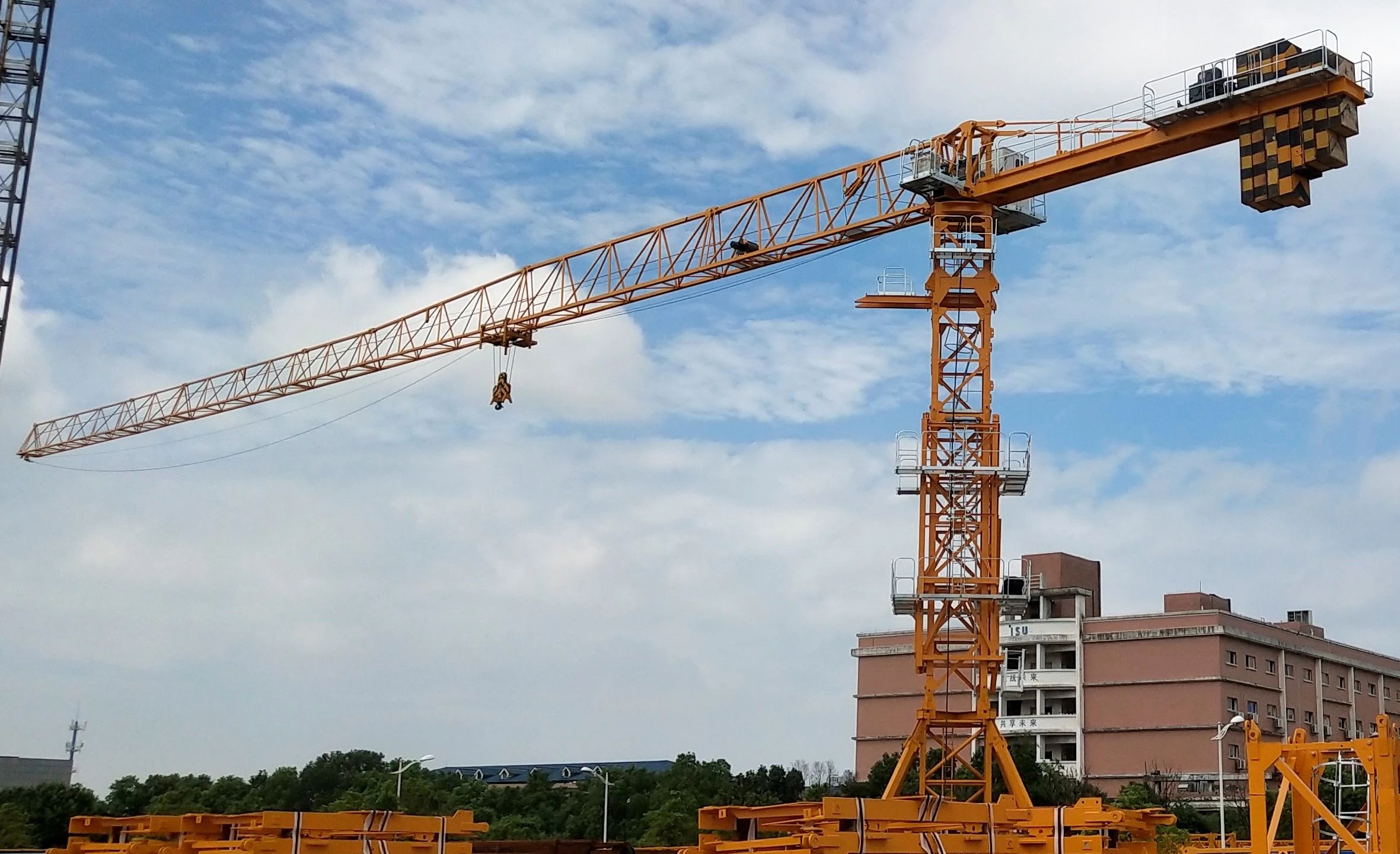 匠心智造，精益求精！ca888亚洲城江麓“精品工程”P6015B1-8塔机下线