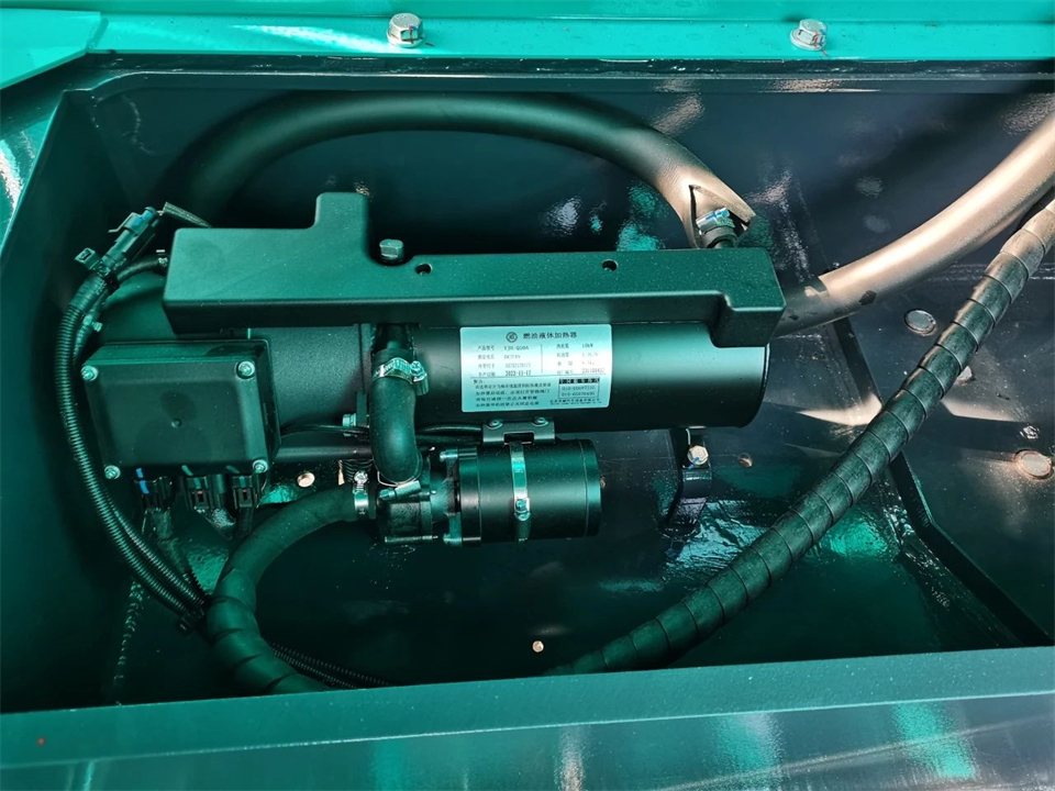 定制开发、功能更强！ca888亚洲城智能SWE750ELR加长臂液压挖掘机下线交付