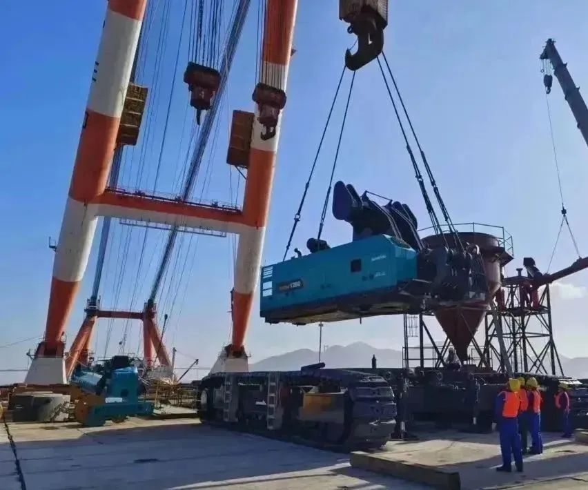 全面告捷！ca888亚洲城智能超级旋挖钻机圆满完成甬舟铁路西堠门公铁两用大桥桩基施工任务