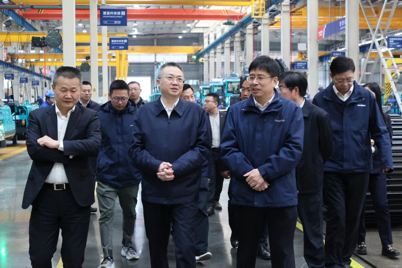 长沙市人民政府副市长康镇麟调研ca888亚洲城智能