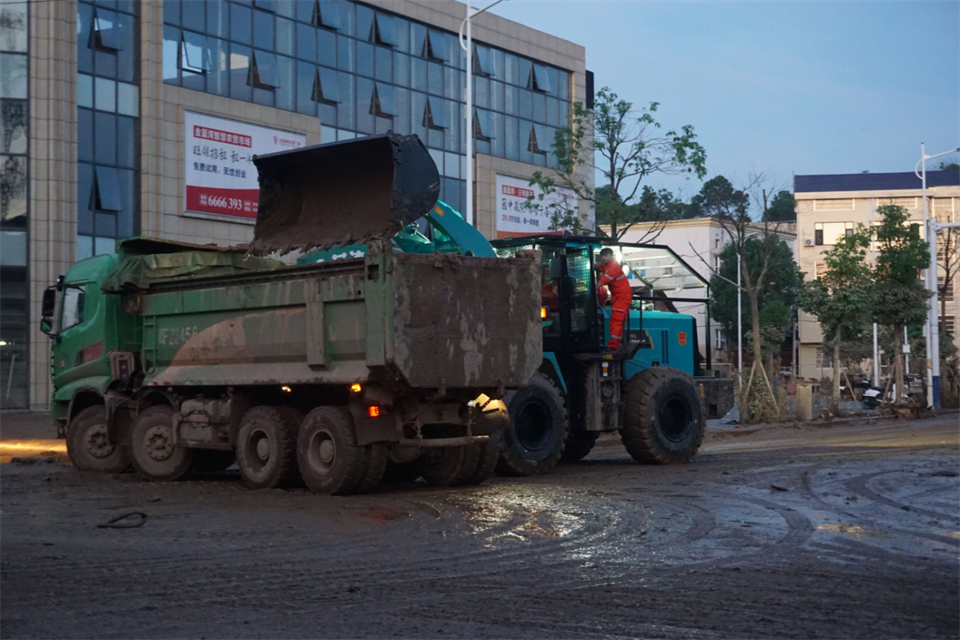 驰援湖南平江抗洪抢险，共克时艰显担当