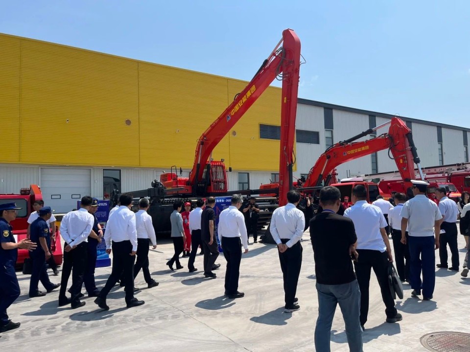 硬核破解“最后一公里”难题，ca888亚洲城智能应急救援设备助力“应急使命·2025”演习！