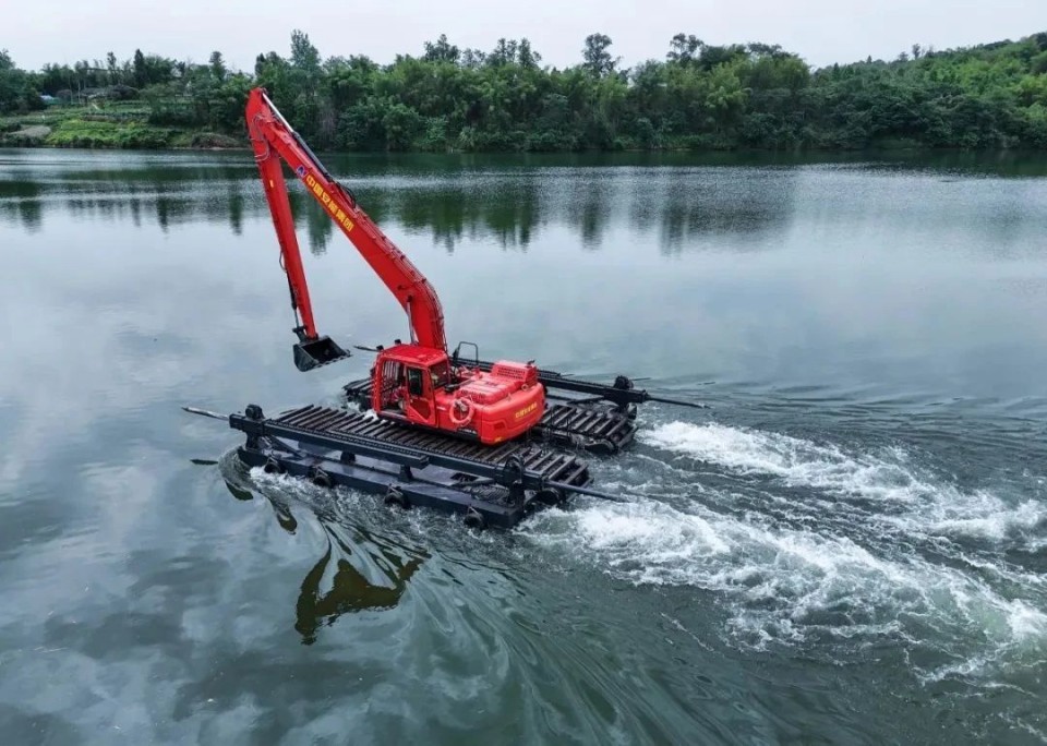 硬核破解“最后一公里”难题，ca888亚洲城智能应急救援设备助力“应急使命·2025”演习！