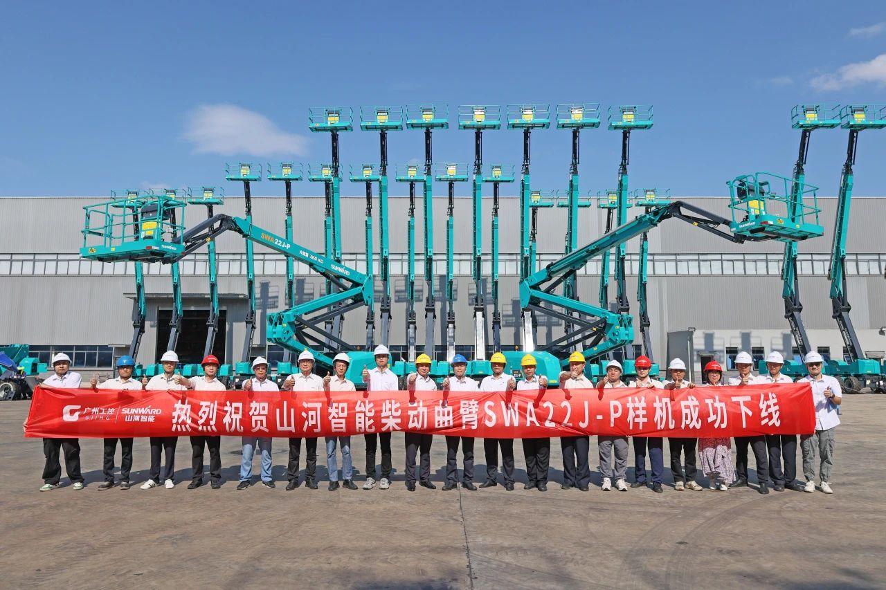 技术新标杆！ca888亚洲城智能SWA22J-P柴动曲臂式高空作业平台下线！