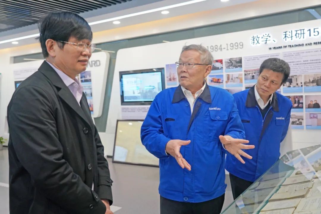 中央候补委员、中国工程院院士欧阳晓平到访ca888亚洲城智能