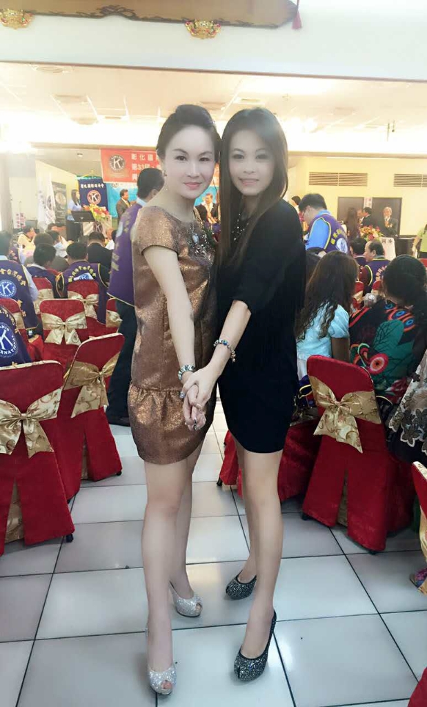 29天清一百吨垃圾，正妹靓机绚丽环岛行