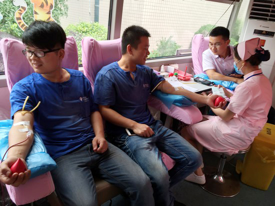 血液连接你我大爱感动星城——记ca888亚洲城智能2016年夏季无偿献血活动