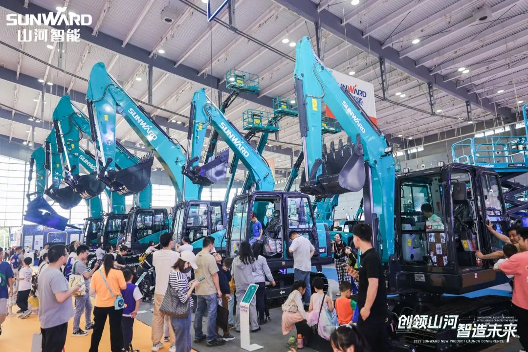 2023 CICEE | 全球工程机械盛会完美落幕！ca888亚洲城智能交出闪亮答卷
