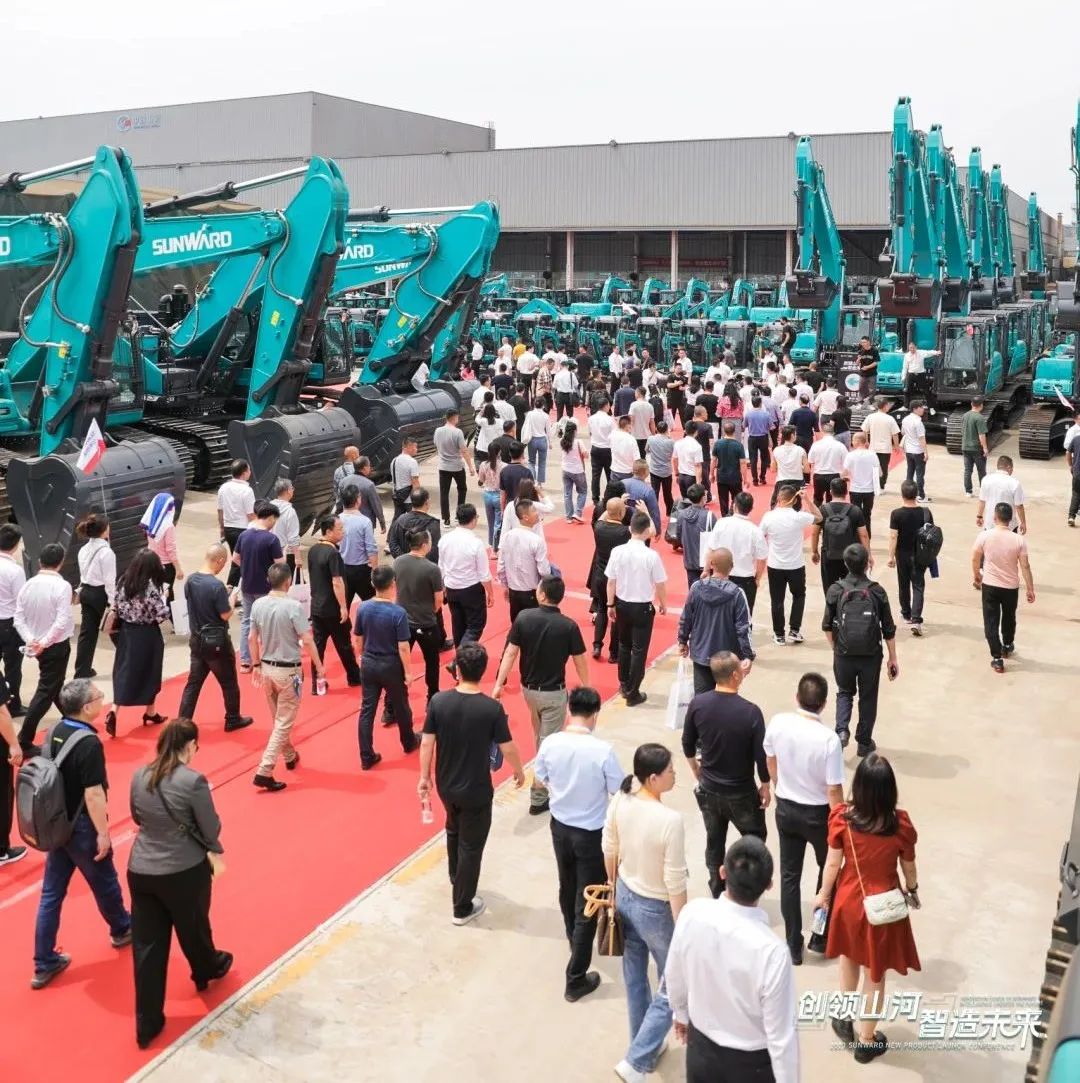 精品出击、互动不断！ca888亚洲城智能F系列挖掘机闪耀长沙展