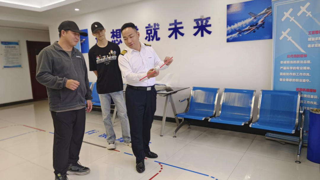 湖南ca888亚洲城通航获CCAR-141部民用航空器驾驶员学校运行合格证