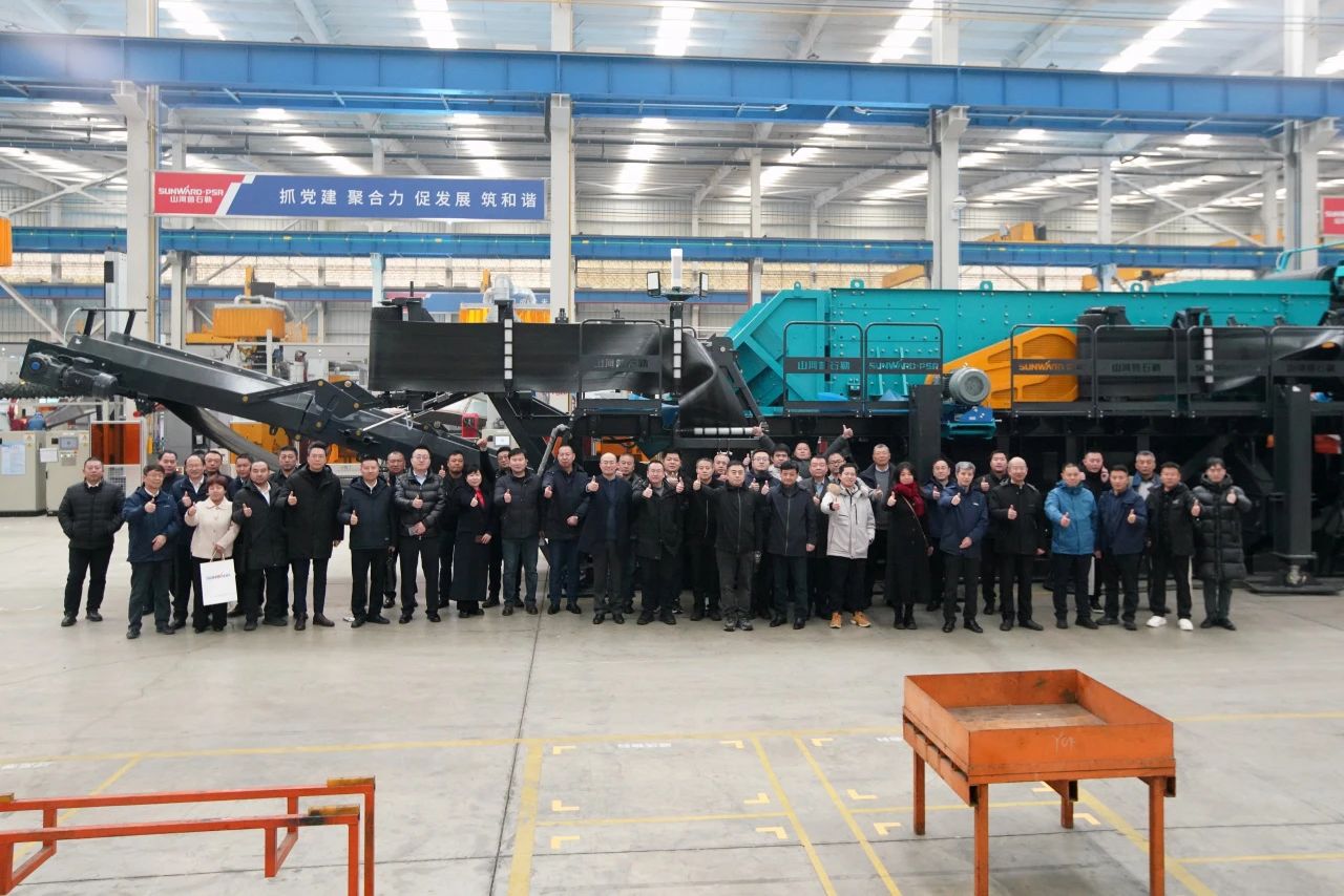 启新程，向未来！ca888亚洲城矿岩揭牌庆典暨新春发货仪式圆满举行