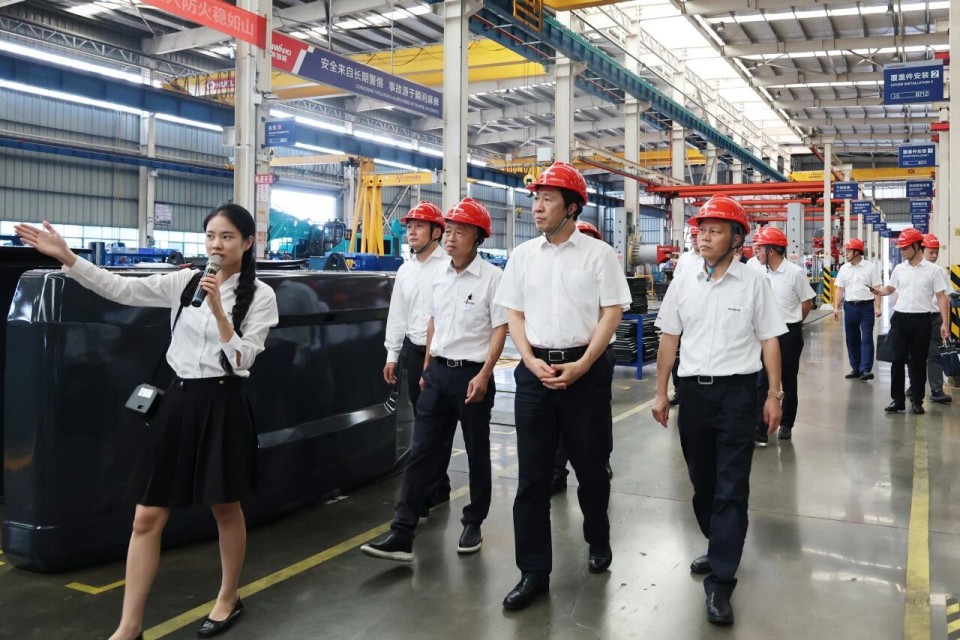 中国煤炭地质总局局长马刚到访ca888亚洲城智能，共谋绿色智能矿山装备发展新路径