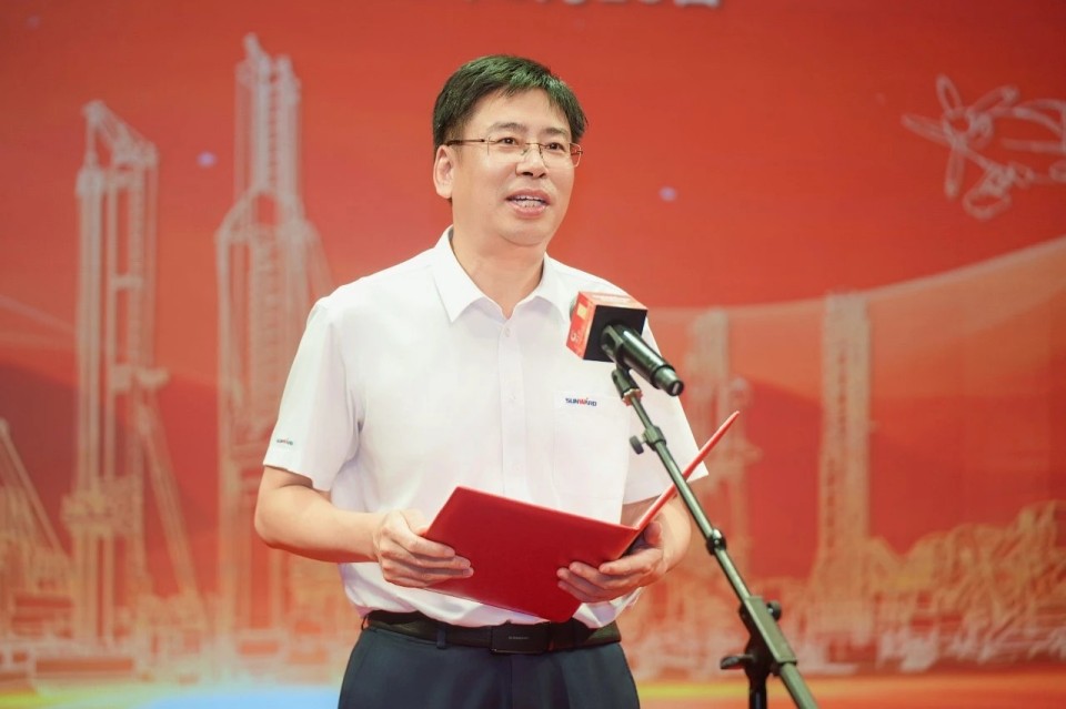 聚力前行！庆祝ca888亚洲城智能成立26周年表彰大会隆重召开